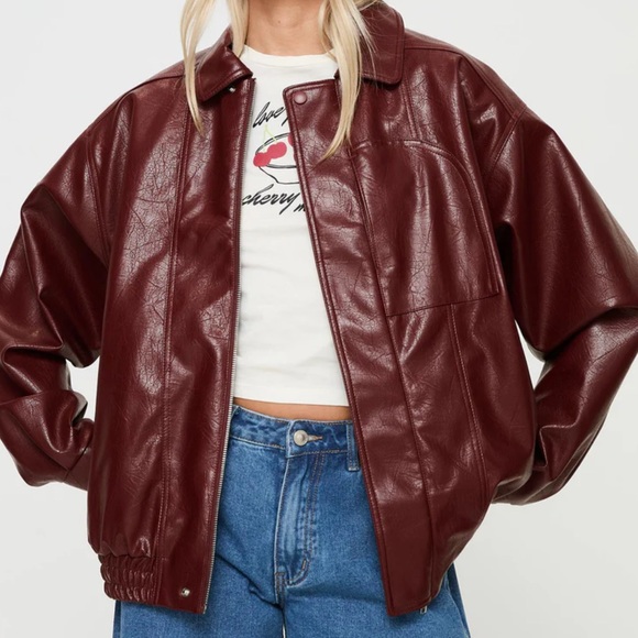Princess Polly Jackets & Blazers - Princess Polly burgundy jacket